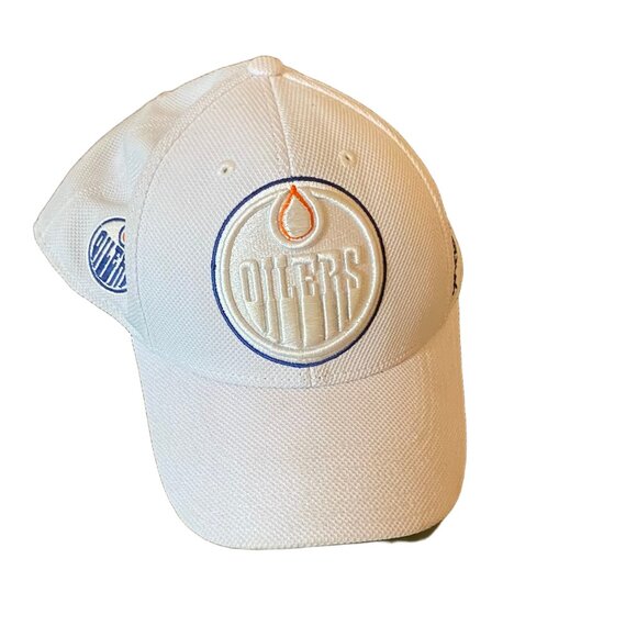 Edmonton Oilers White Cap - Picture 1 of 3